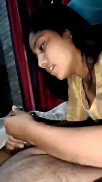 Horny Tiktoker Girl Giving Boobsjob Until Cum
